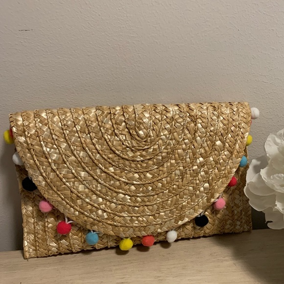 NEW!!!  Straw clutch. Pastel Pom Poms. - Picture 2 of 3